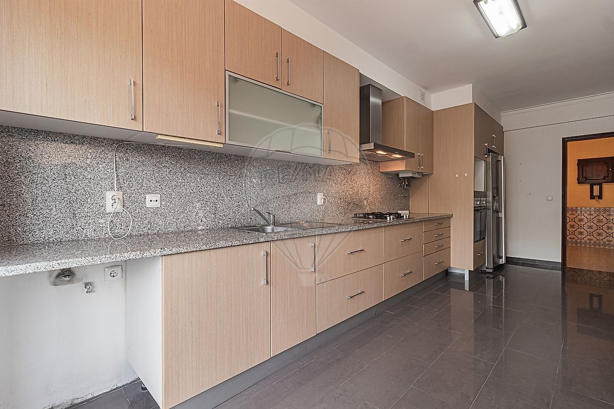 Apartamento T3 à venda em Sintra (Santa Maria e São Miguel, São Martinho e São Pedro de Penaferrim), Sintra — foto 6