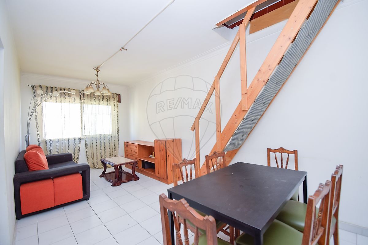 Apartamento T2 - Rio de Mouro, Sintra, Lisboa