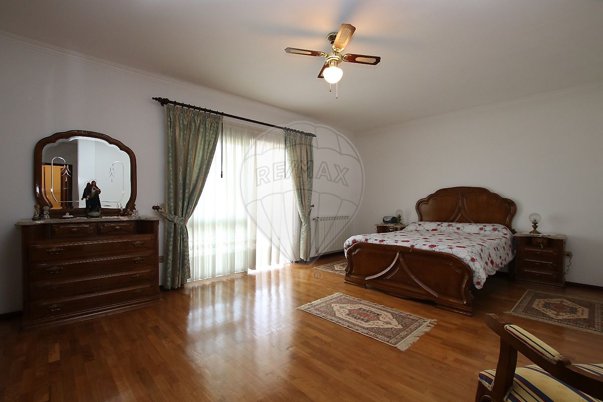 listing 121751324-119 picture-0