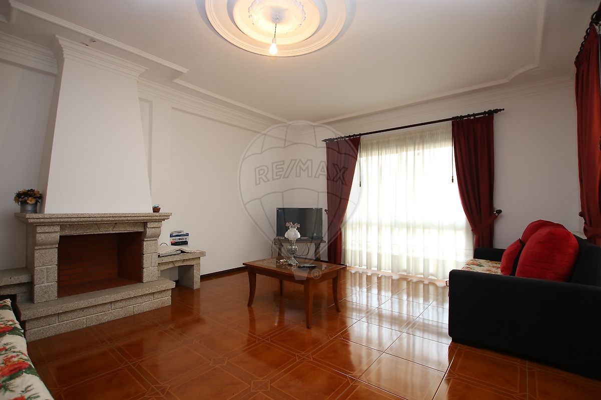 listing 121751324-119 picture-0