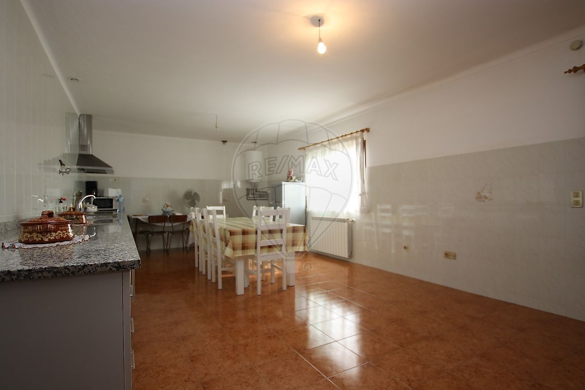 listing 121751324-119 picture-0