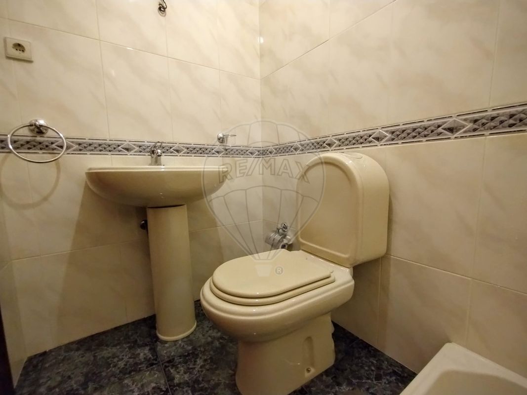 listing 126311008-16 picture-0