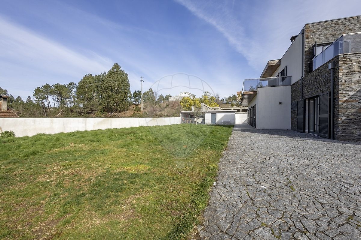 Moradia T4 à venda em Salto, Montalegre — foto 8