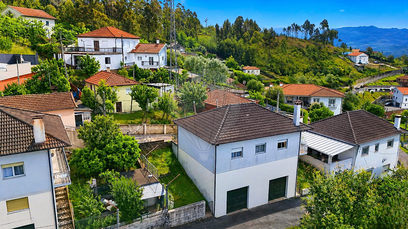 Moradia - Refojos de Basto, Outeiro e Painzela, Cabeceiras de Basto, Braga