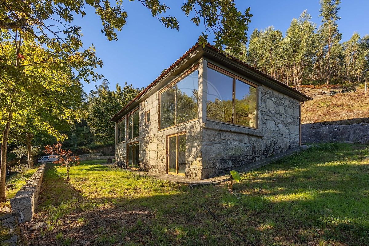 Moradia T3 em Refojos de Basto, Outeiro e Painzela, €310.000
