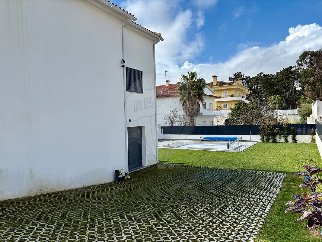 listing 126321021-26 picture-0