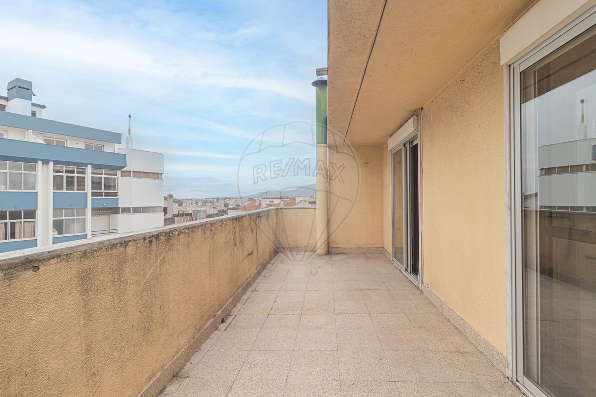 Apartamento T4 para venda