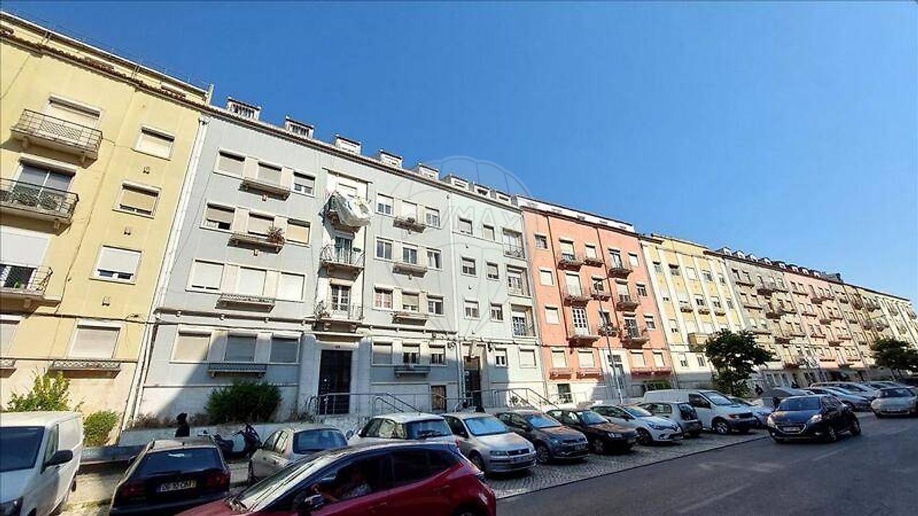 Apartamento T3 à venda em Sintra