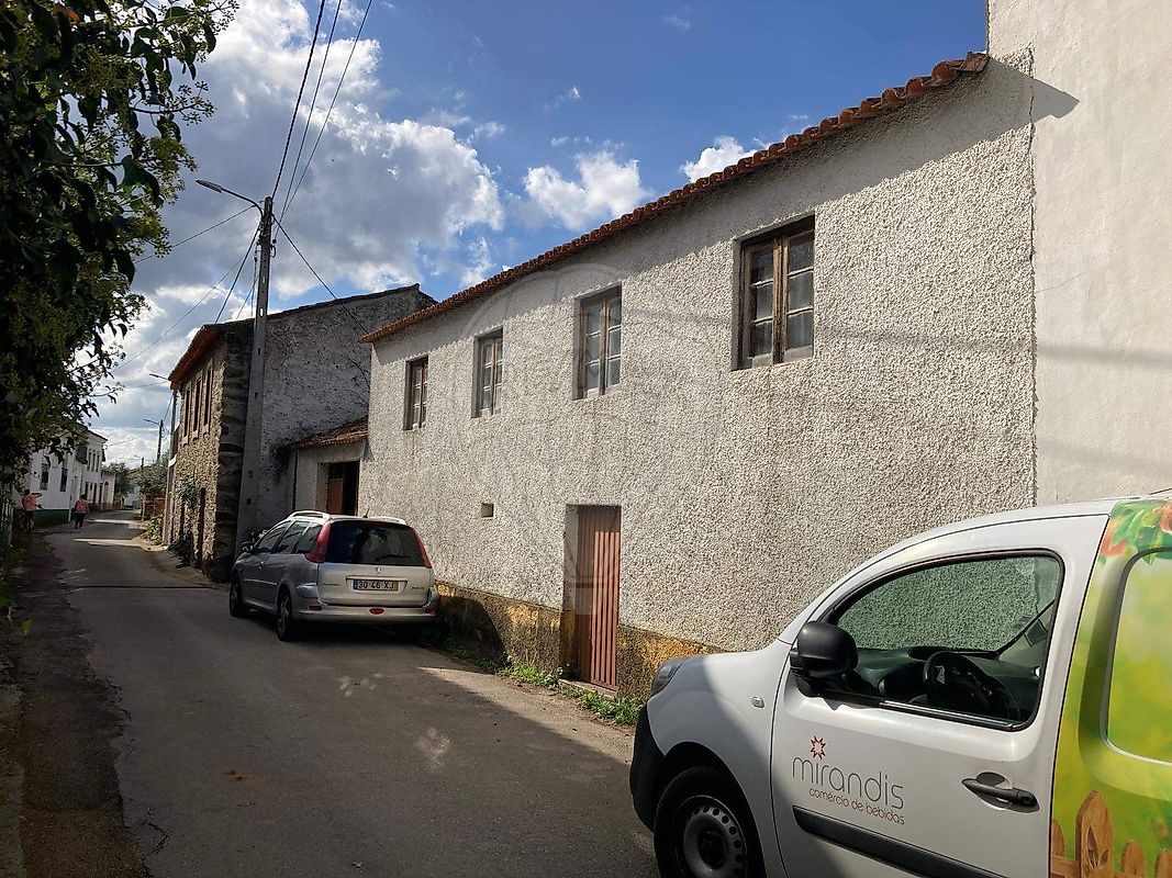 Apartamento T4 à venda em Lousã