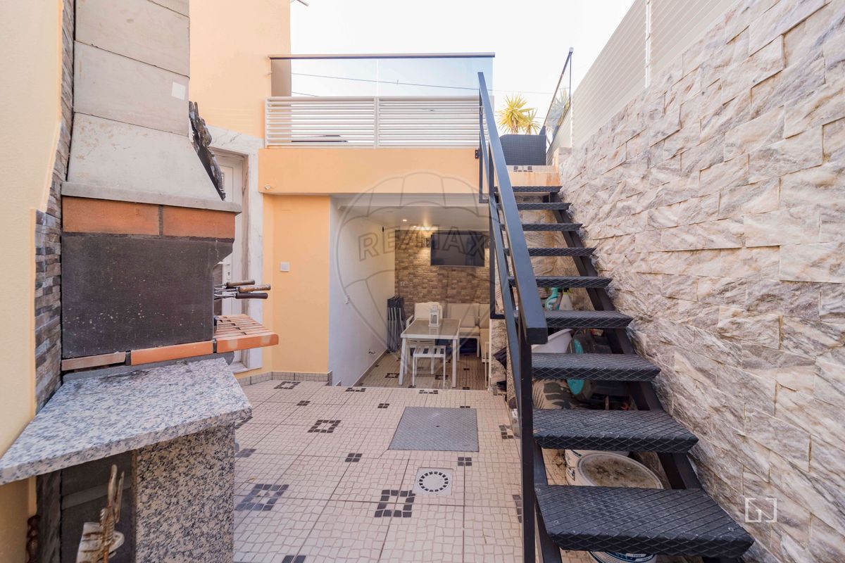 listing 126361030-6 picture-0