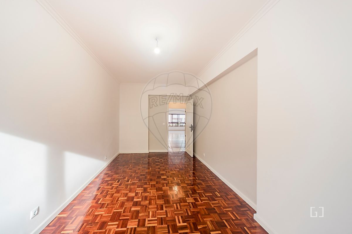 Apartamento T2 à venda em Sintra