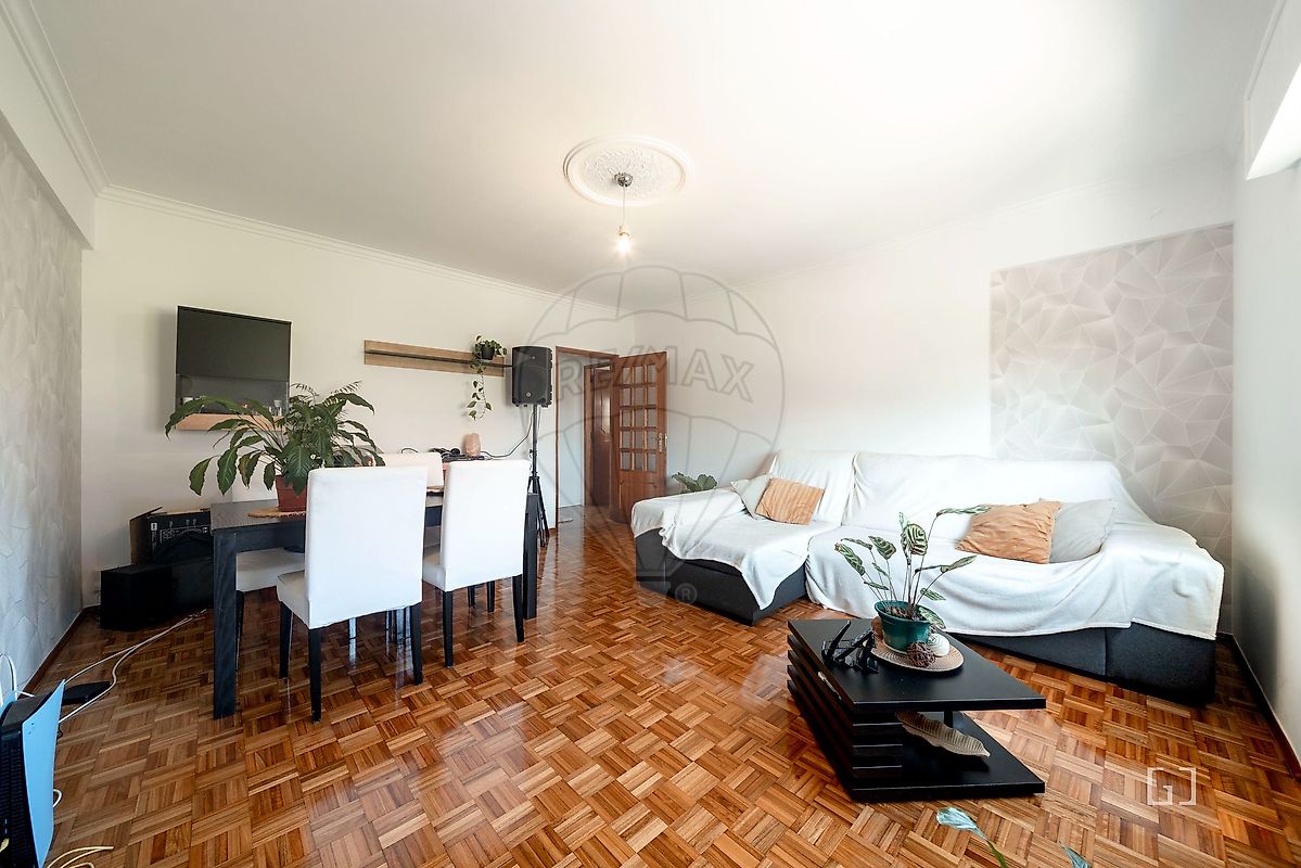 Apartamento T2 à venda em Sintra