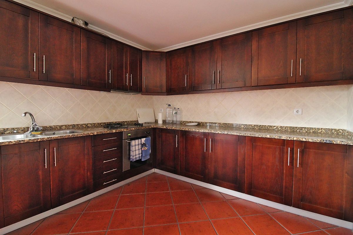 listing 126371005-79 picture-0