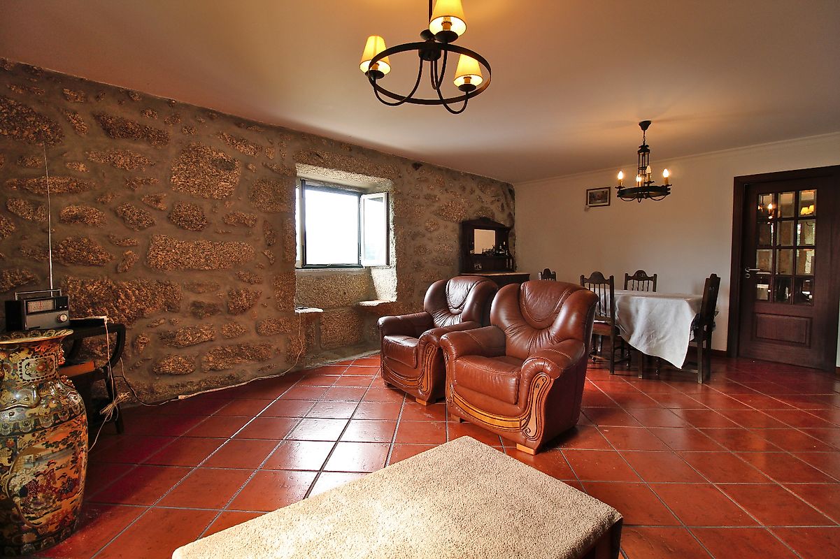 listing 126371005-79 picture-0