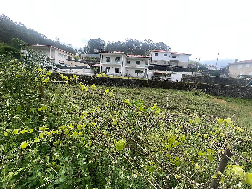 Terreno  à venda em Ponte da Barca