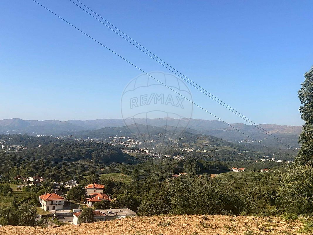 Terreno - Oleiros, Ponte da Barca, Viana do Castelo