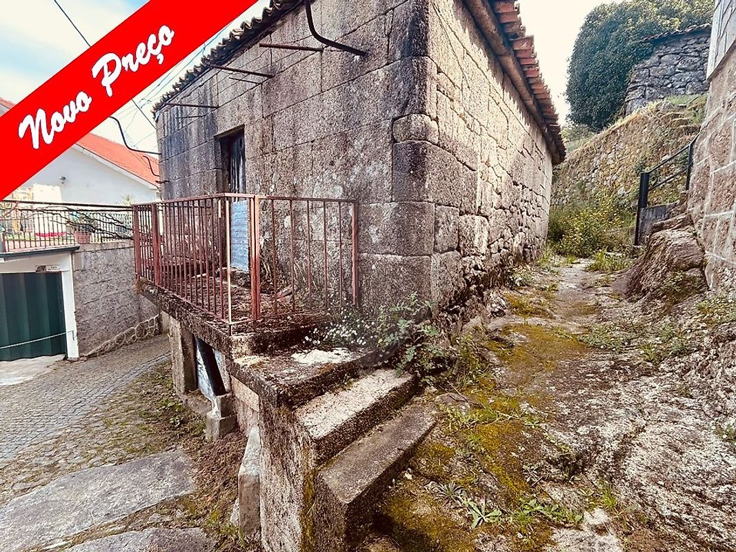 Moradia T2 - Lindoso, Ponte da Barca, Viana do Castelo