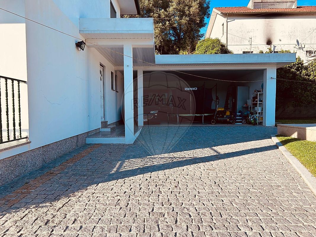 Moradia T4 à venda em Ponte da Barca, Vila Nova de Muía e Paço Vedro de Magalhães, Ponte da Barca — foto 8