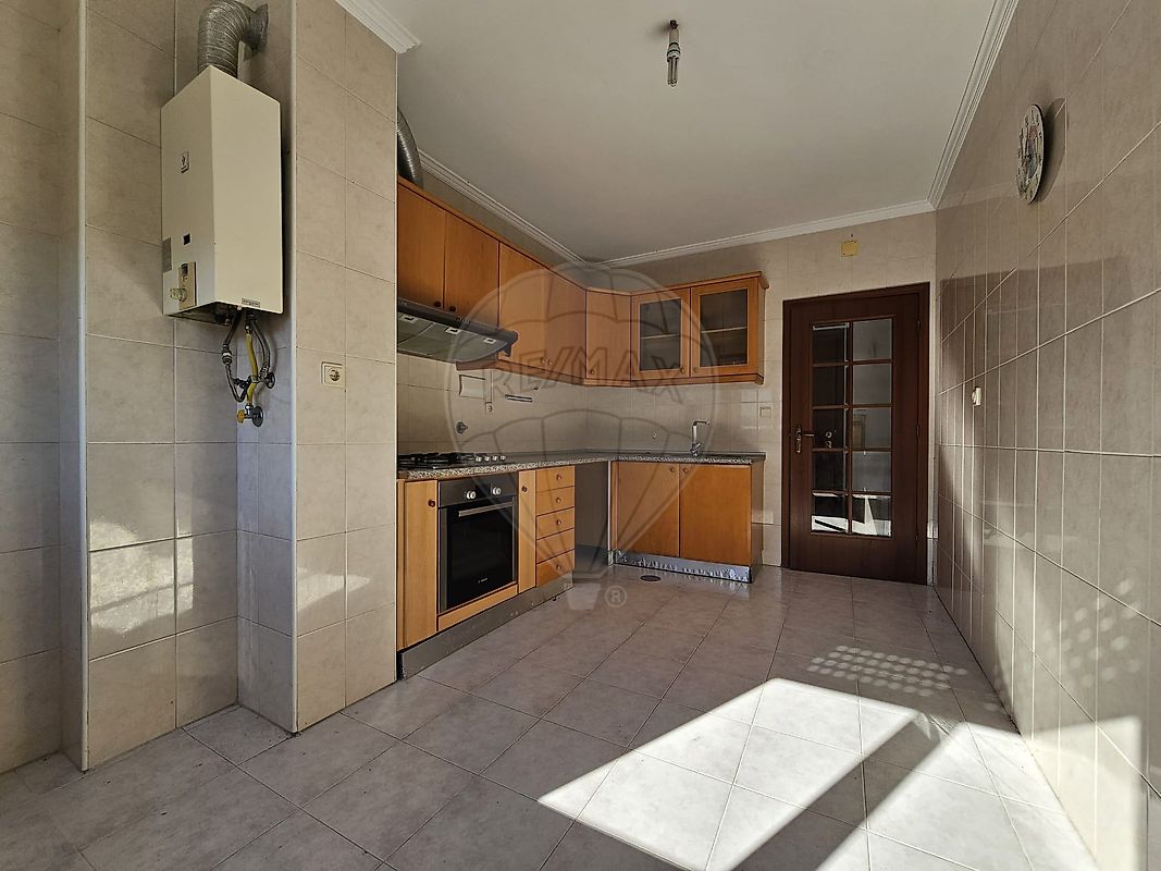 Apartamento T2 à venda em Ponte da Barca, Vila Nova de Muía e Paço Vedro de Magalhães, Ponte da Barca — foto 2