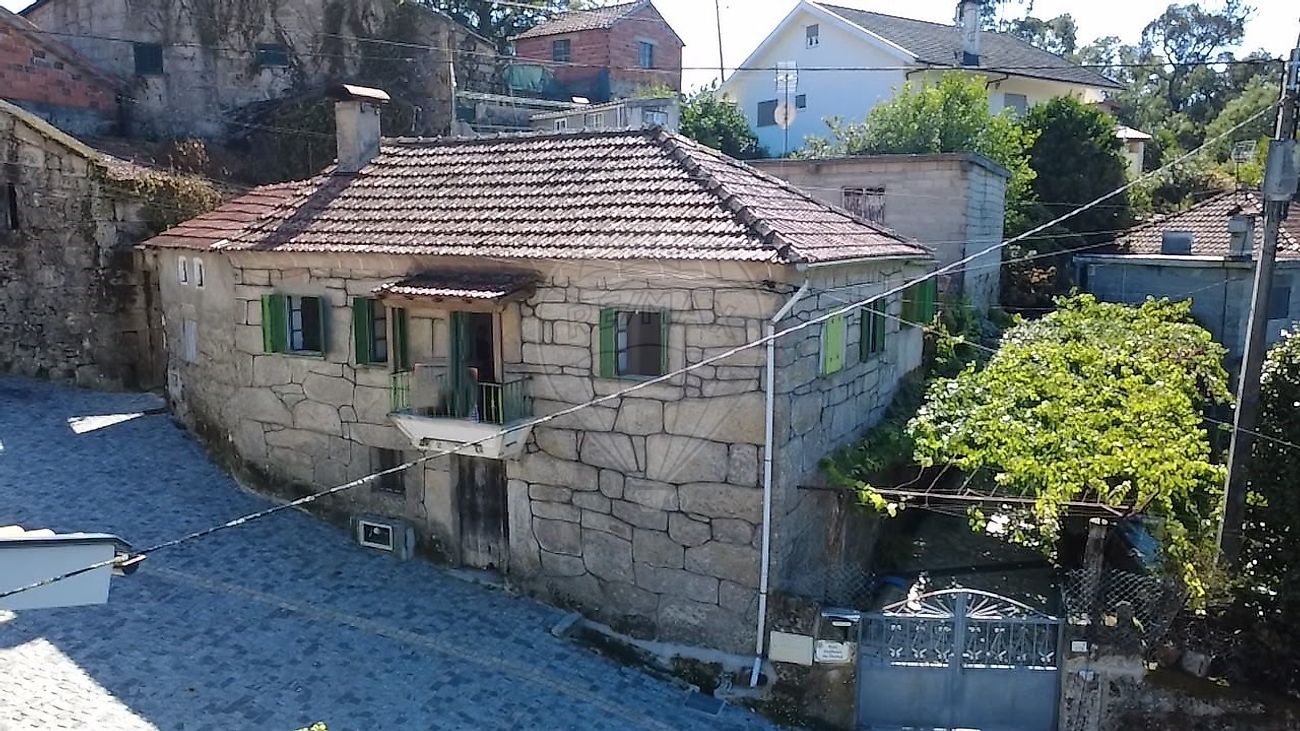 Moradia T2 - Britelo, Ponte da Barca, Viana do Castelo