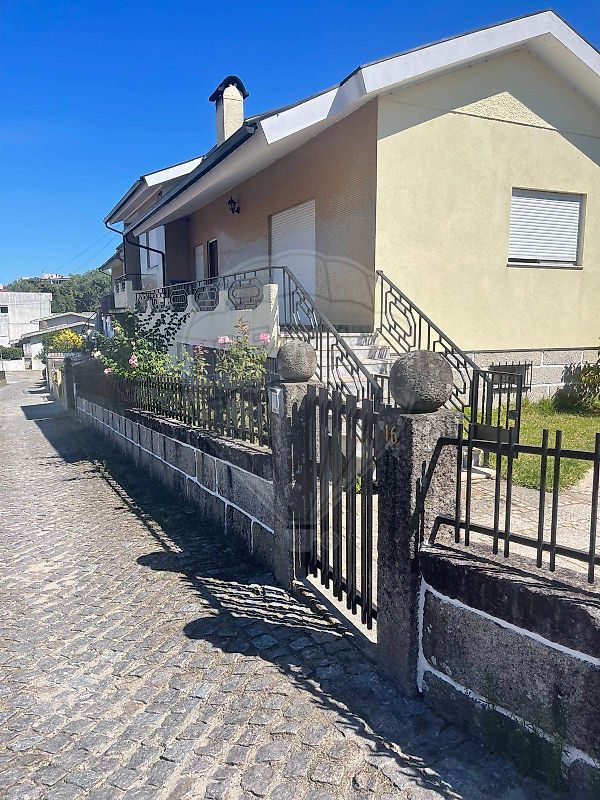 Apartamento T3 à venda em Ponte da Barca