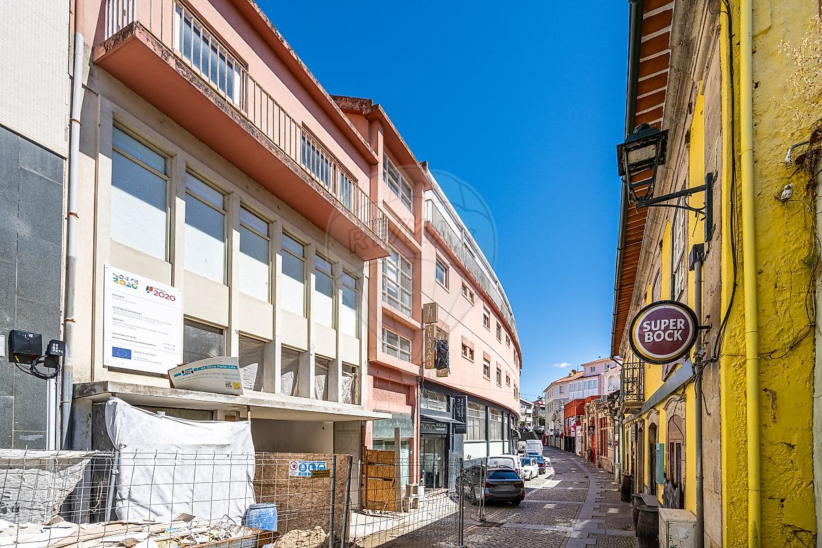 Prédio à venda em Chaves