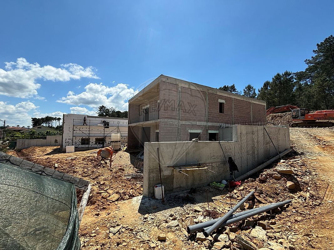 Moradia T3 à venda em Andrães, Vila Real — foto 7