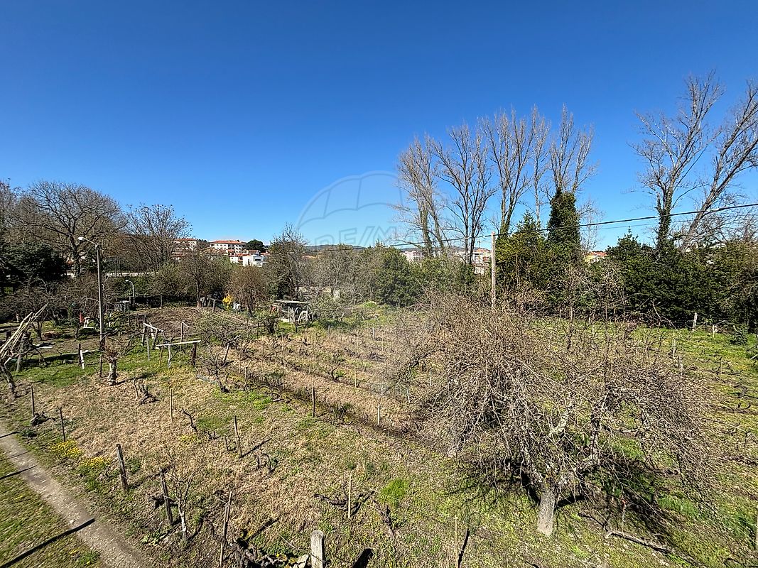 Terreno à venda em Chaves
