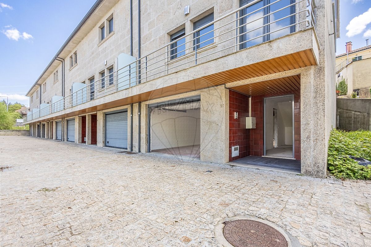 Moradia - Montalegre e Padroso, Montalegre, Vila Real