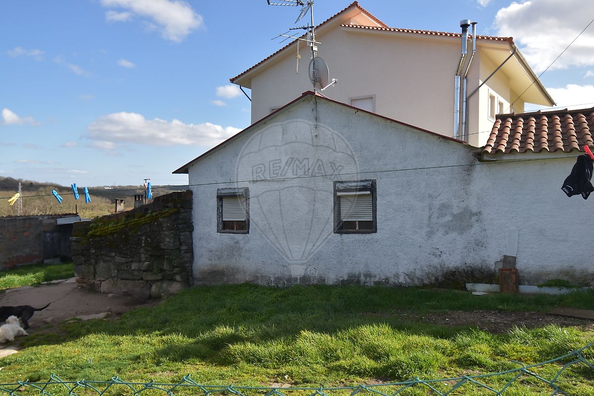 Moradia T3 à venda em Nogueira da Montanha, Chaves — foto 7