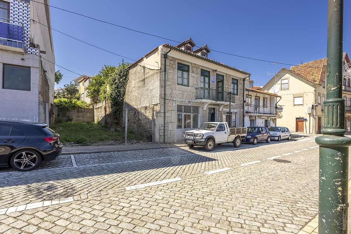 Apartamento T5 à venda em Murça