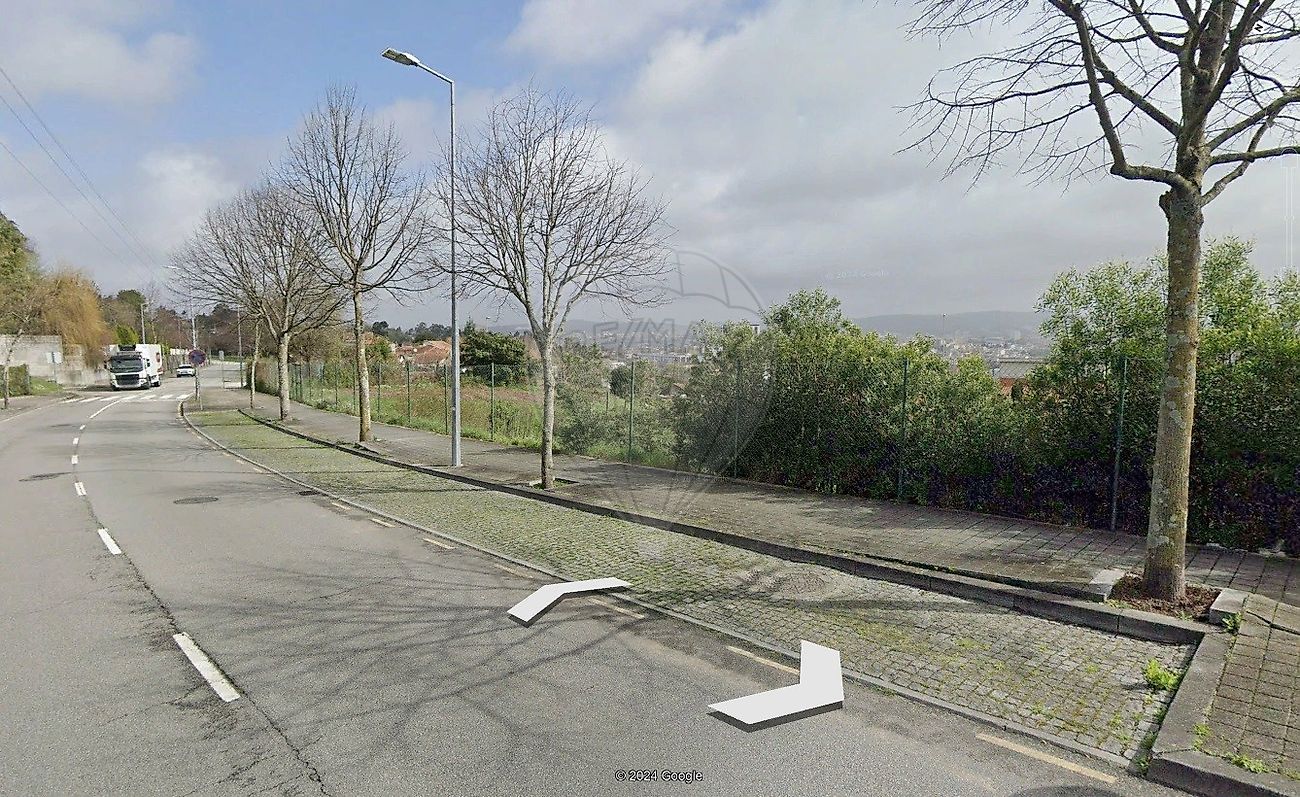 listing 126401103-46 picture-0