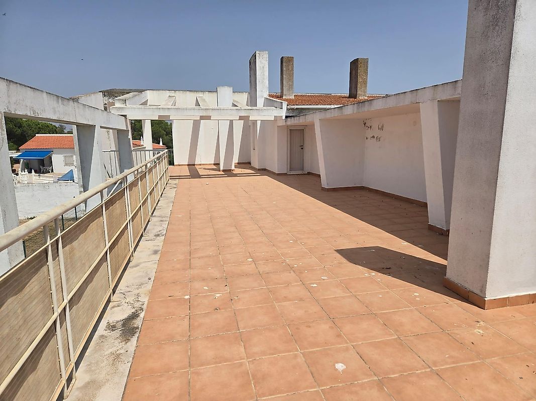 Apartamento T5 em Armação de Pêra, €560.000