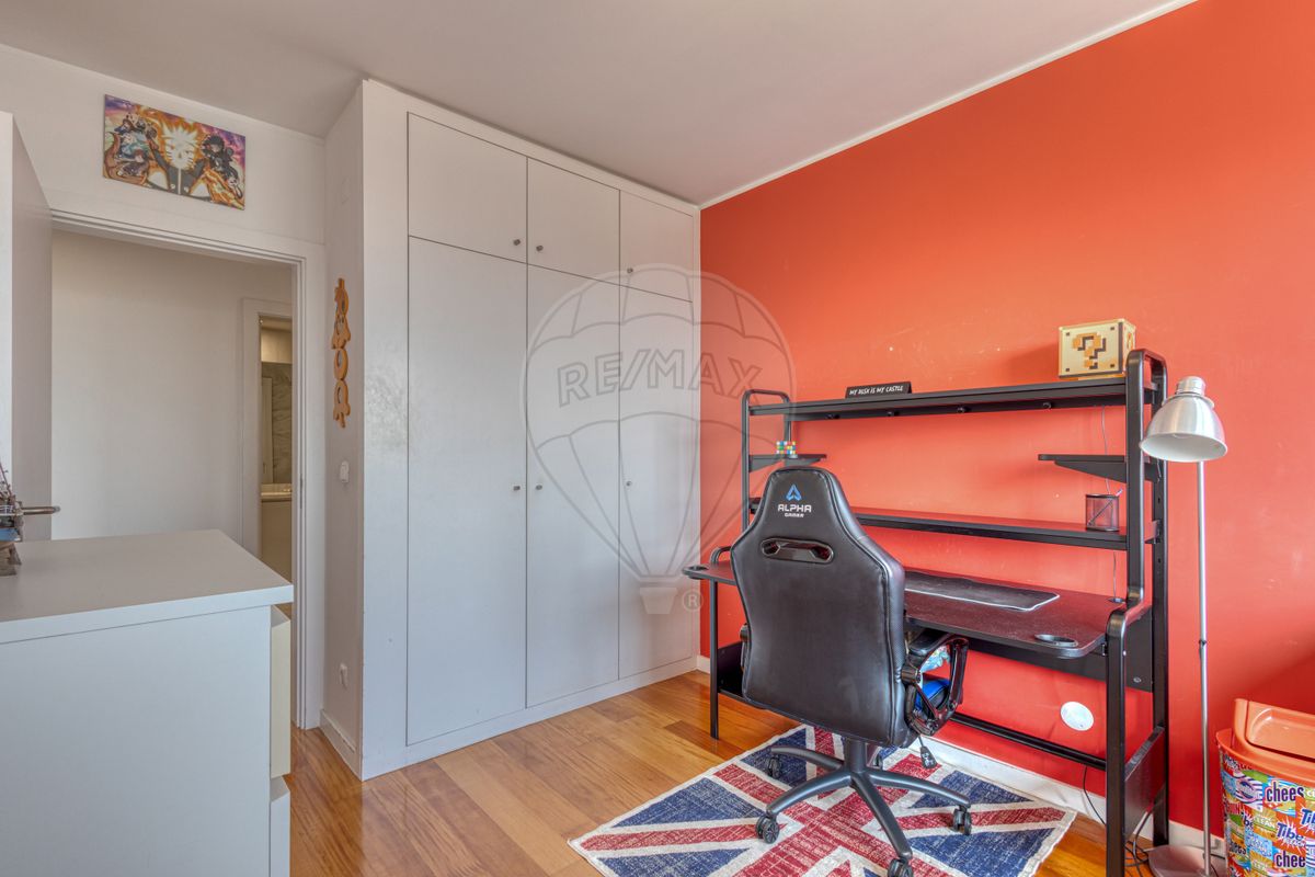 listing 126401125-105 picture-0