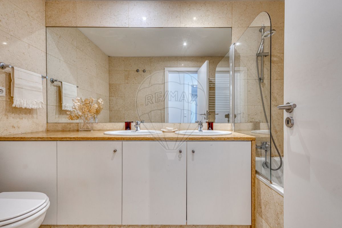 listing 126401125-105 picture-0