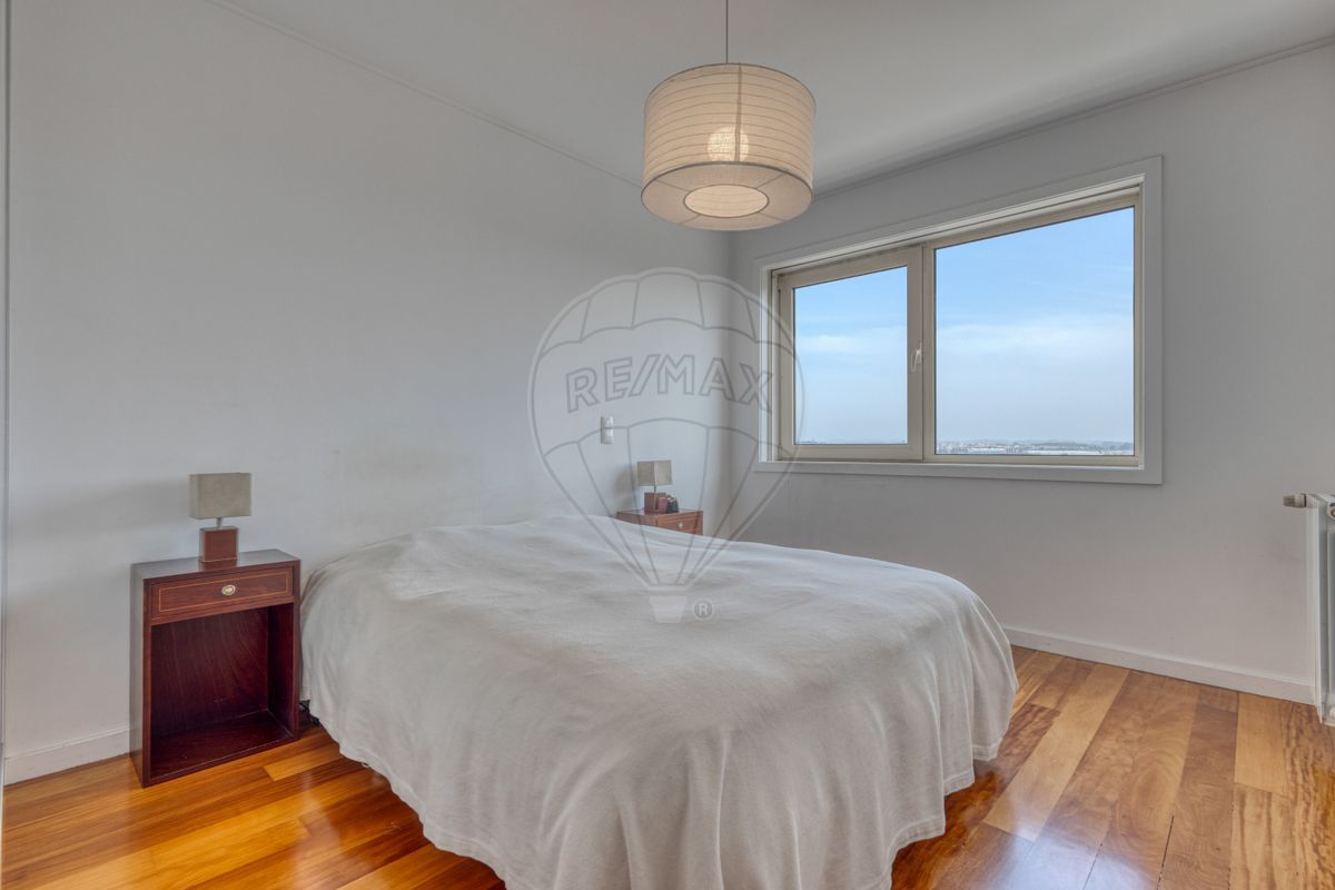 listing 126401125-105 picture-0