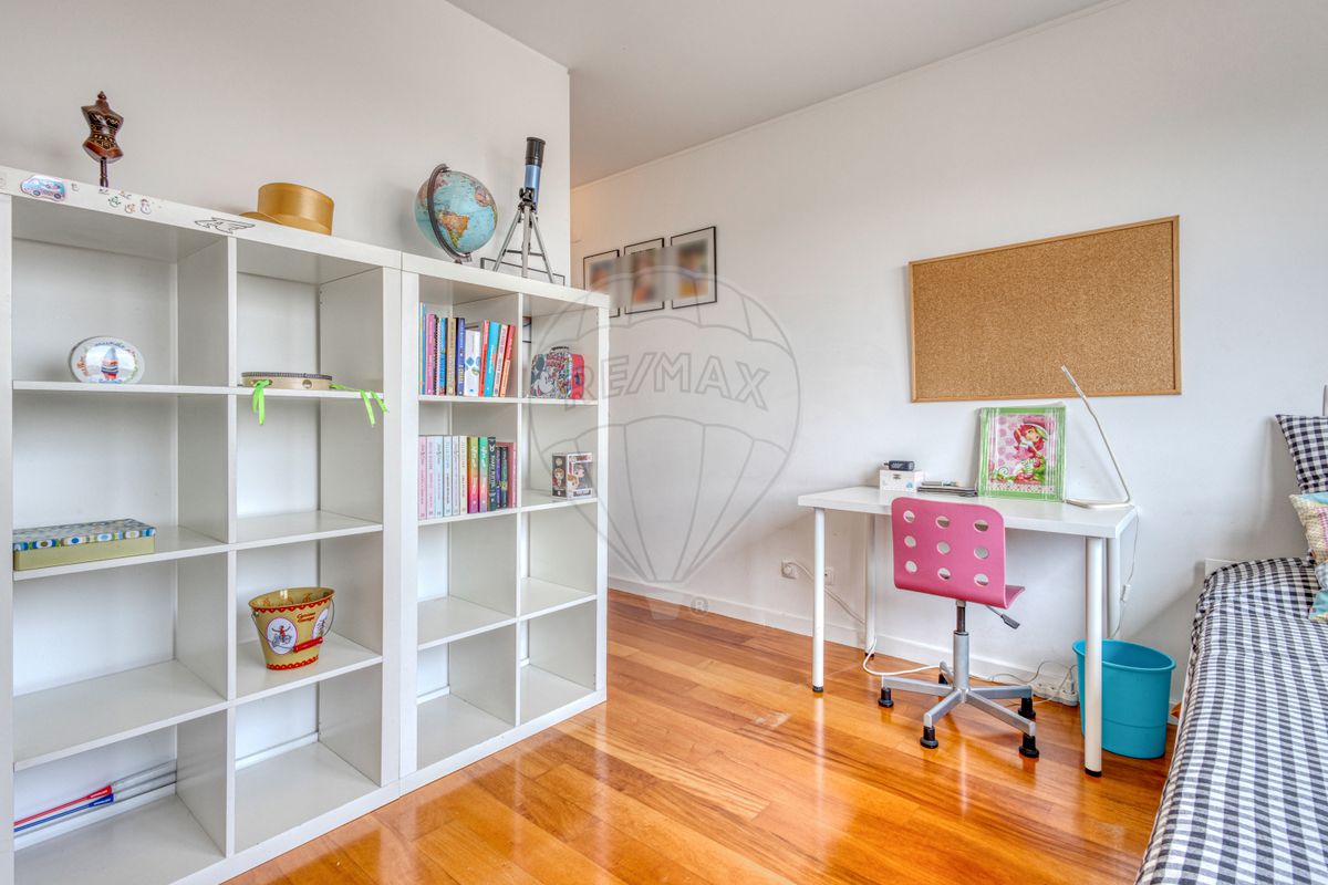listing 126401125-105 picture-0