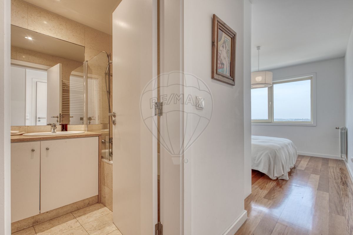 listing 126401125-105 picture-0