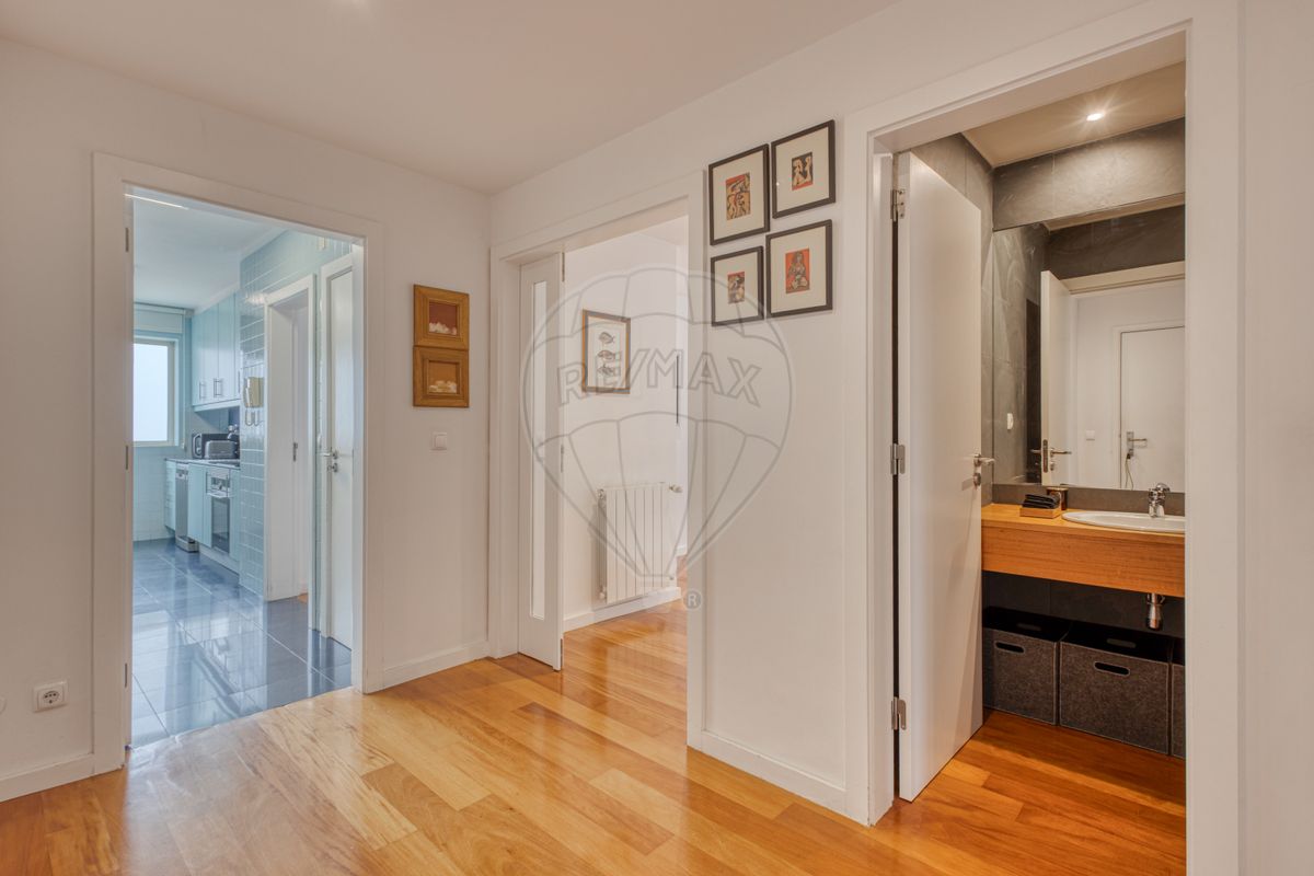 listing 126401125-105 picture-0