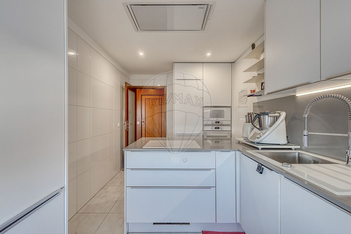 listing 126401117-23 picture-0