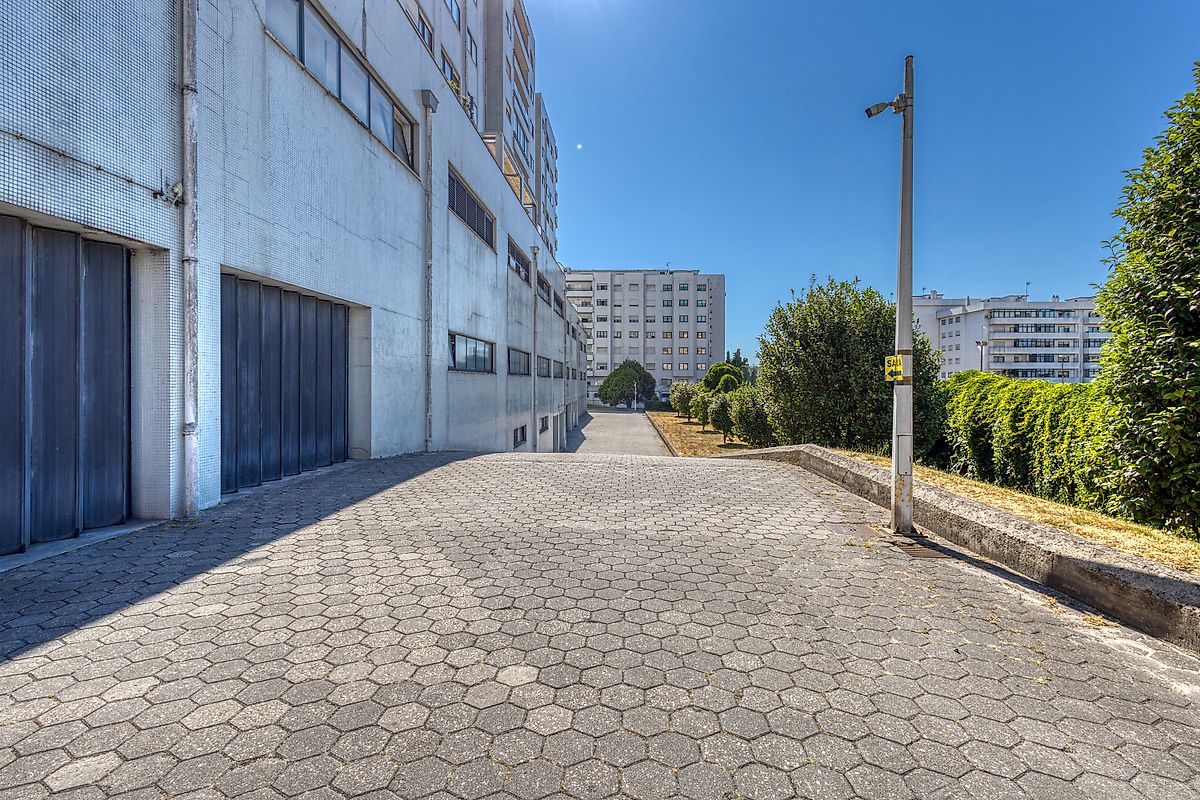 listing 126401117-23 picture-0