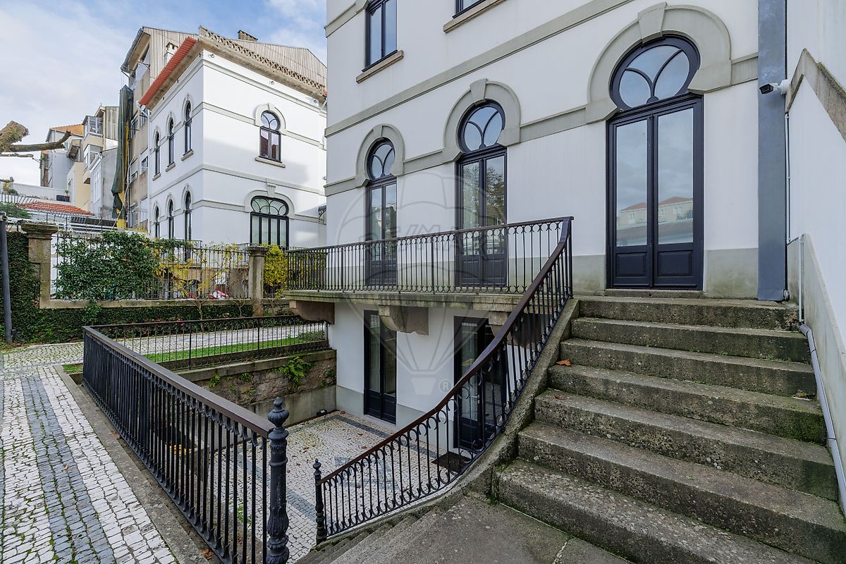 Prédio à venda em Porto