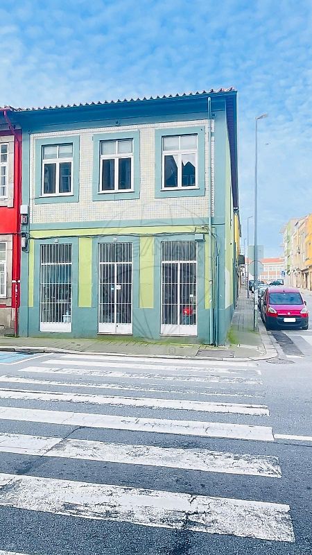 Prédio à venda em Porto