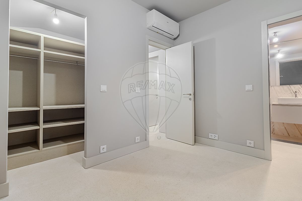 Apartamento T2 à venda em Cedofeita, Santo Ildefonso, Sé, Miragaia, São Nicolau e Vitória, Porto — foto 18