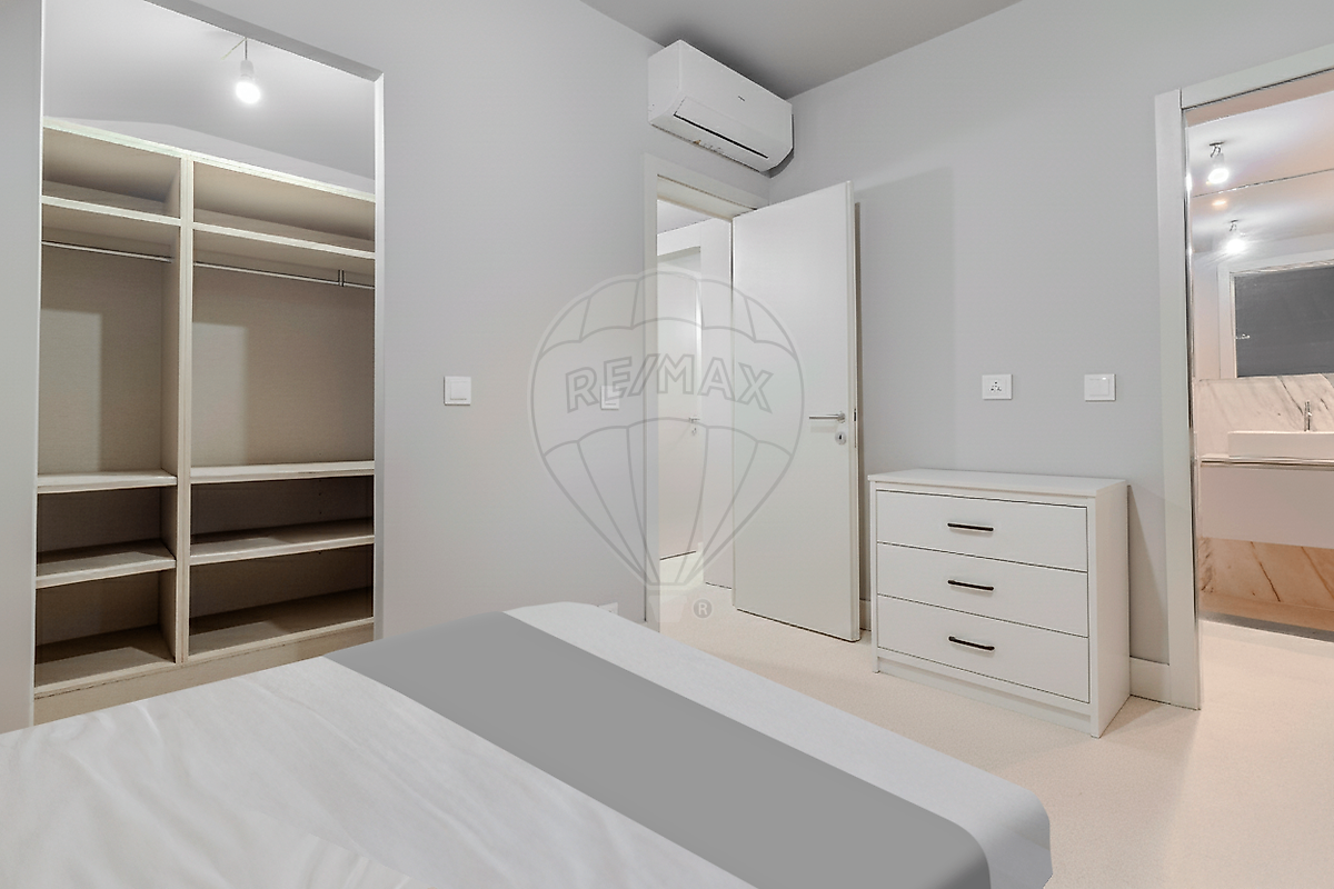 Apartamento T2 à venda em Cedofeita, Santo Ildefonso, Sé, Miragaia, São Nicolau e Vitória, Porto — foto 13