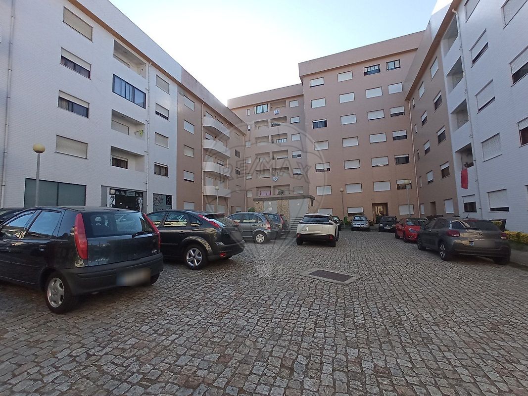 Apartamento T2 à venda em Gondomar