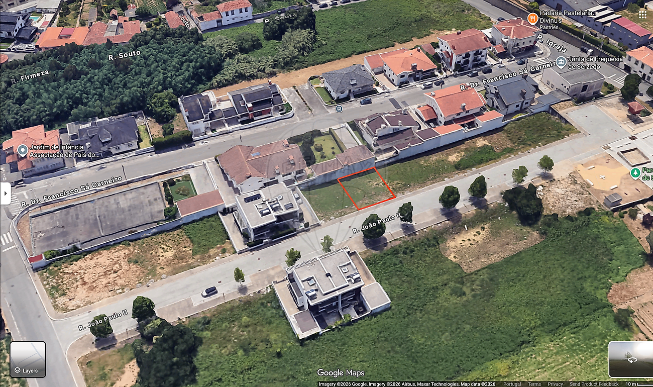Terreno à venda em Vila Nova de Gaia
