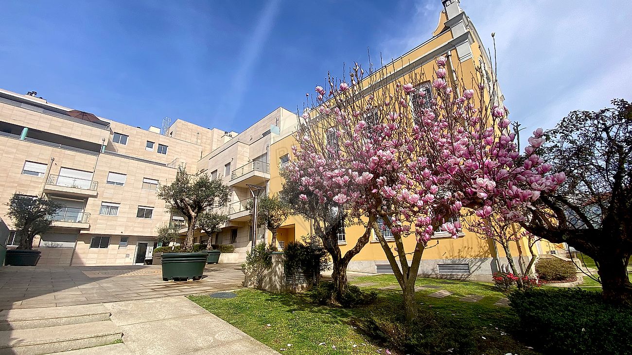 Apartamento T5 à venda em Porto