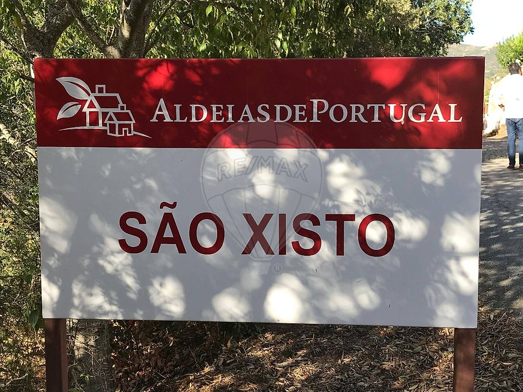 Moradia T0 à venda em Vale de Figueira, São João da Pesqueira — foto 12