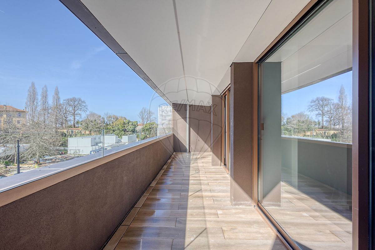 Apartamento T2 à venda em Vila Nova de Gaia